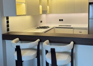 تنفيذ مطبخ بتصميم مودرن - أوف وايت -7