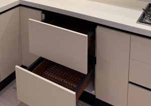 تنفيذ مطبخ بتصميم مودرن - أوف وايت -8