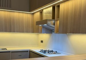 مطبخ بتصميم حديث (7)